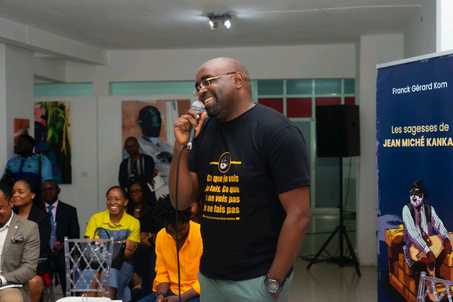 Dédicace des Sagesses de Jean Miché Kankan à Douala